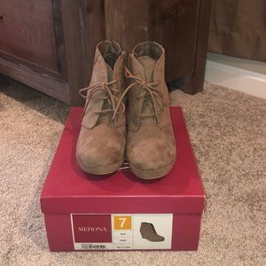 Merona Terri size 7